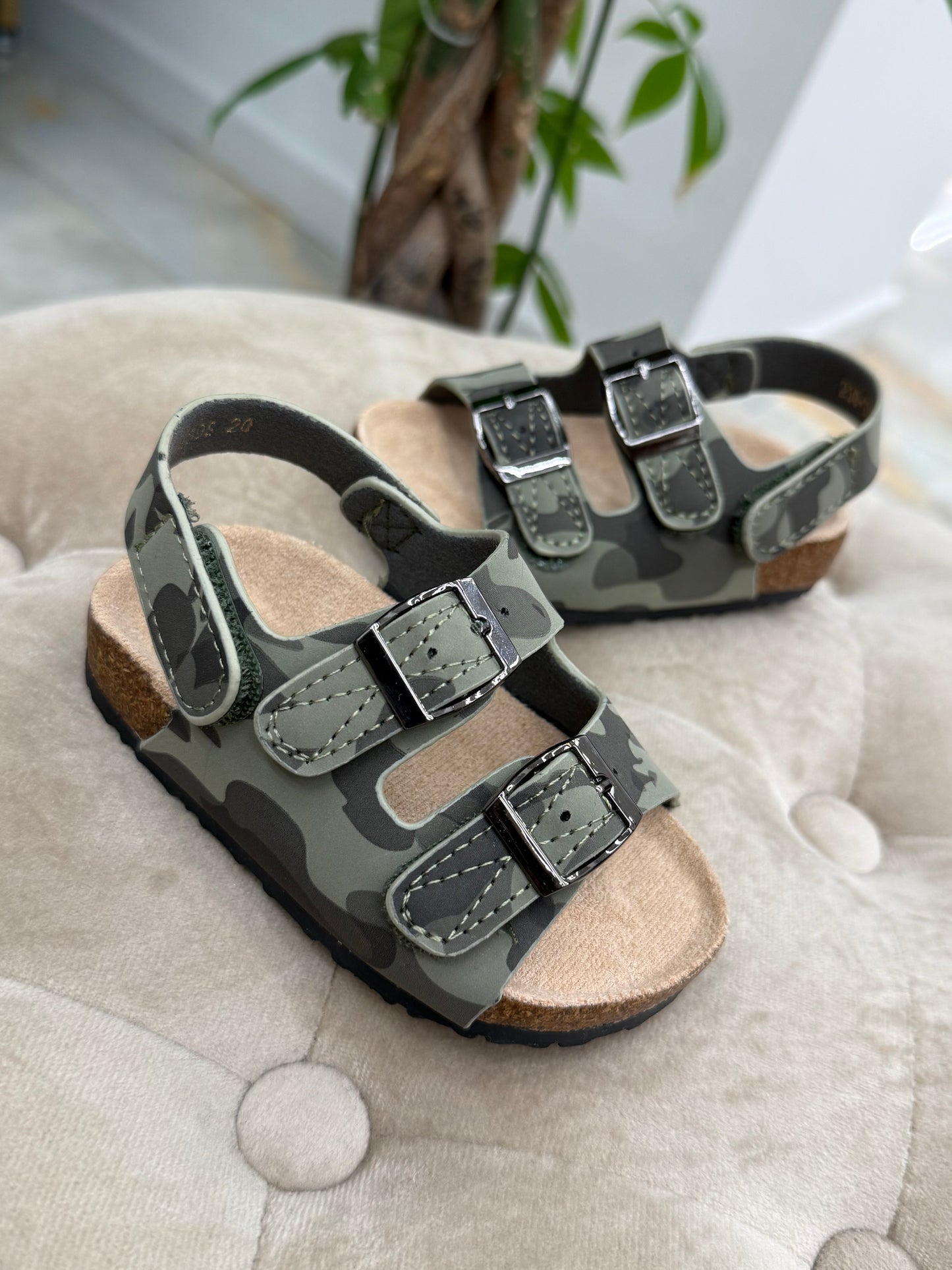 Sandali Militare