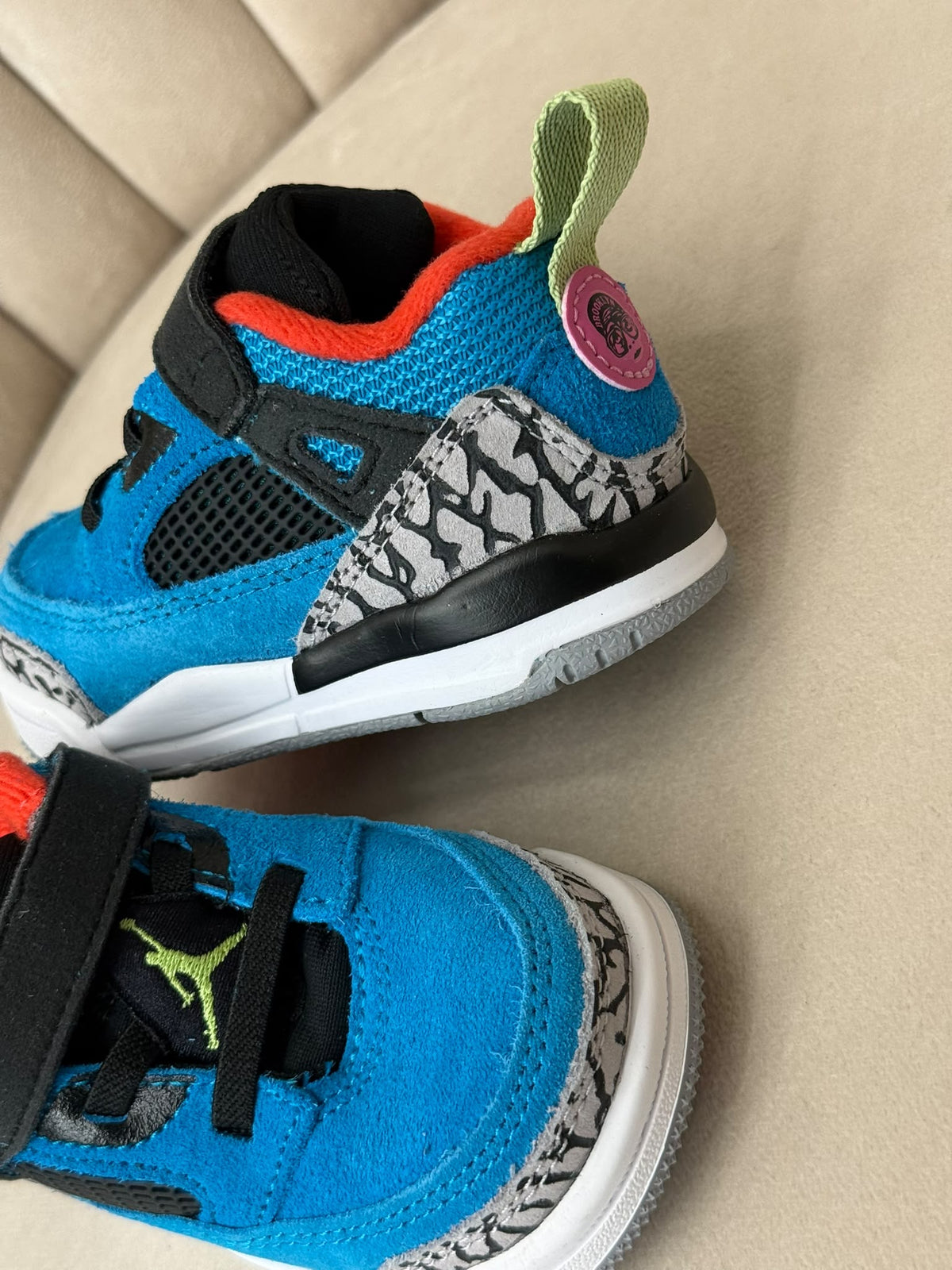 Jordan Spizike Low