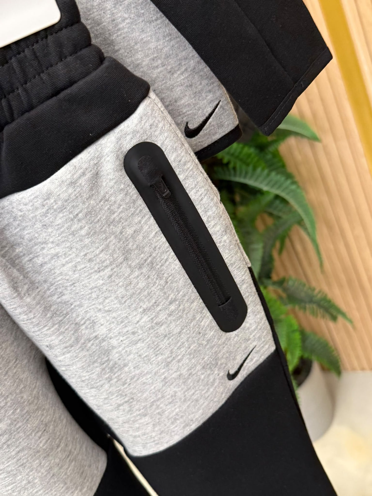 Tuta Nike Tech Fleece