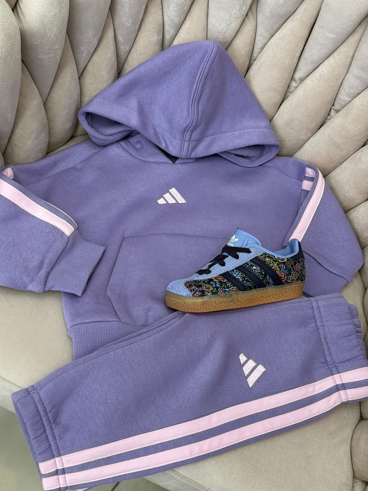 Tuta Adidas lilla pink