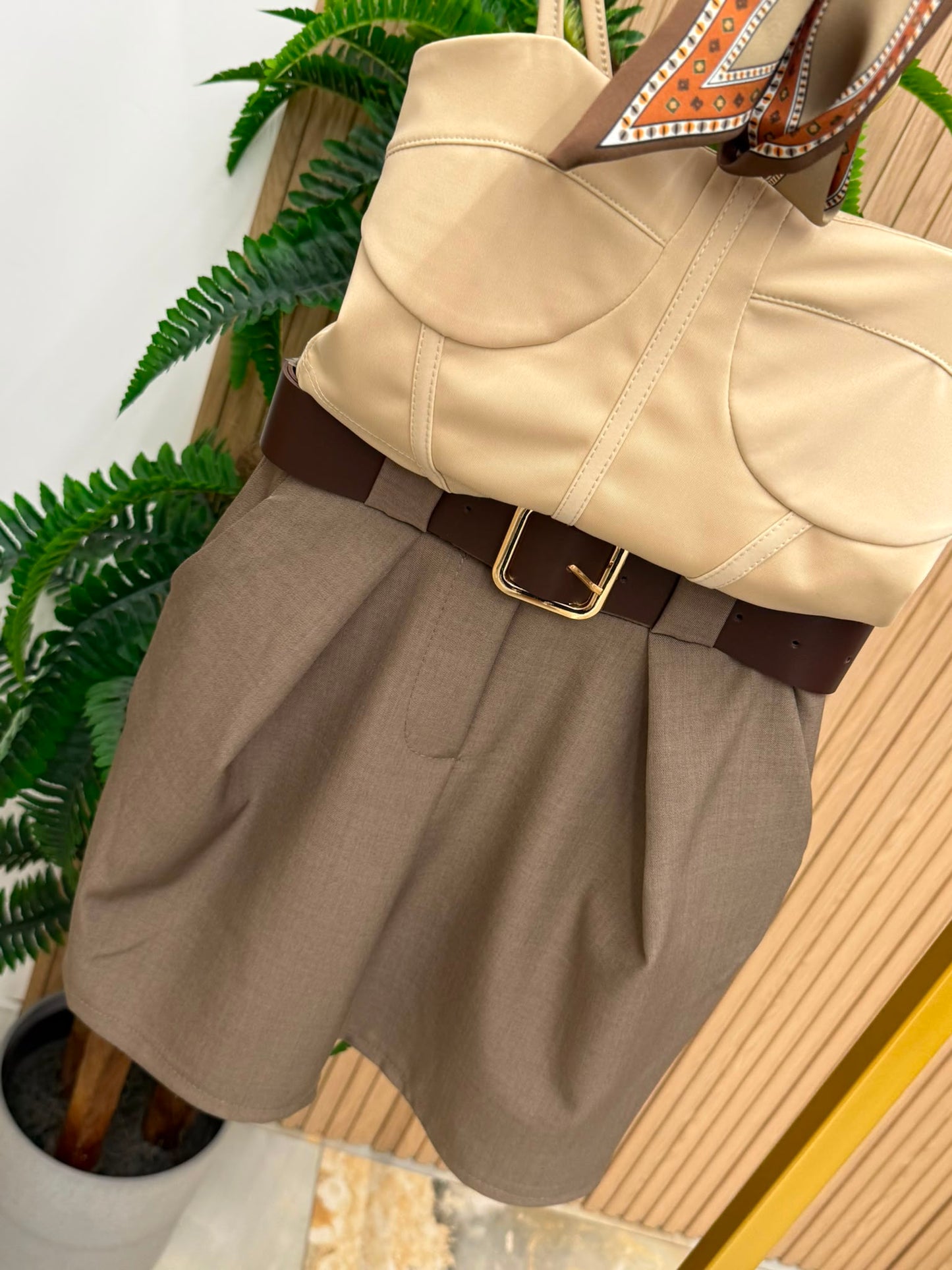 Short Venere