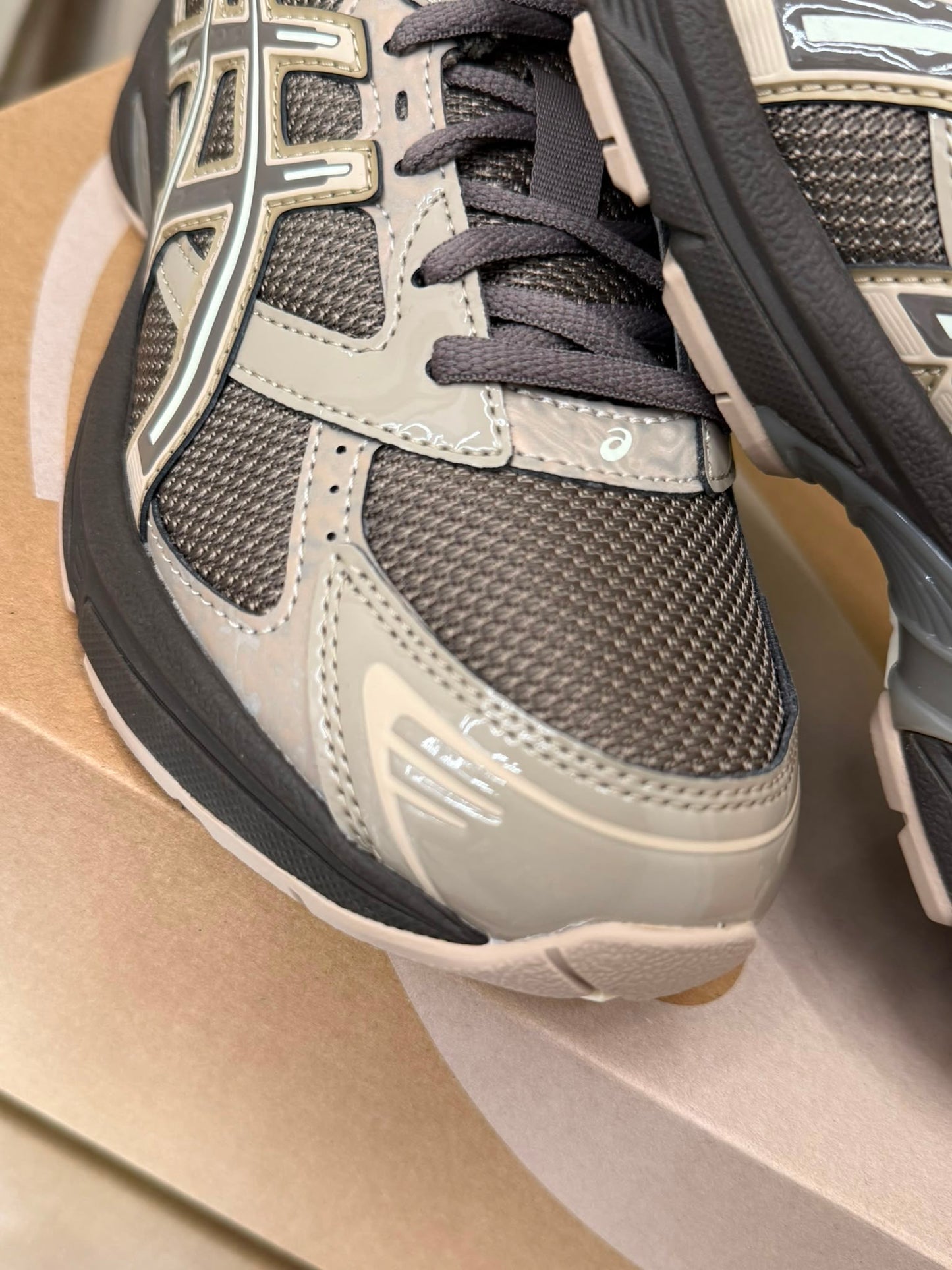 Asics gel brown