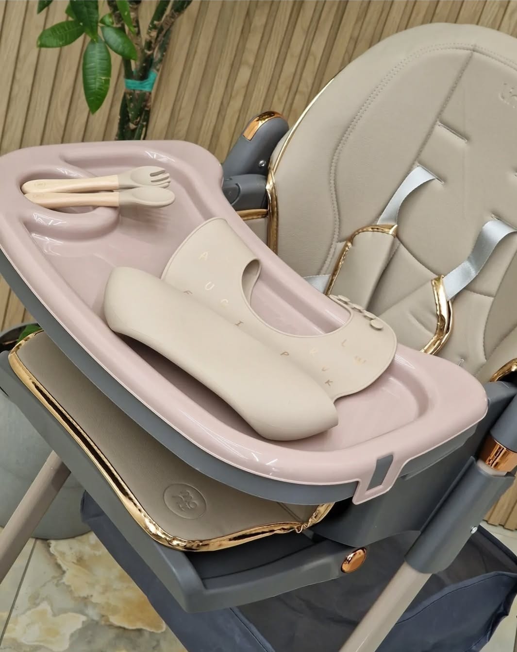 Sediolone Moni Lindo High Chair