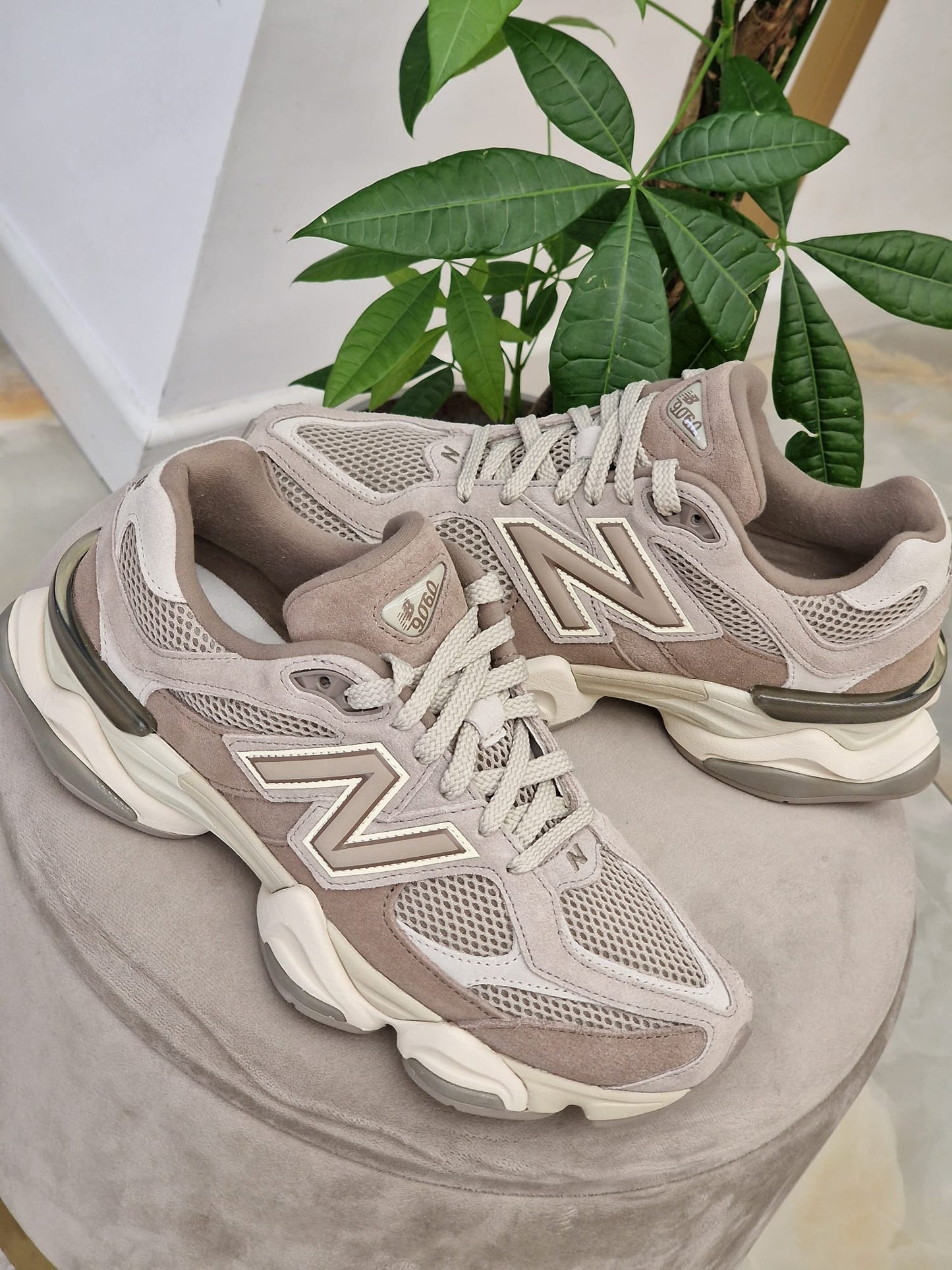 New Balance 9060 Moyen