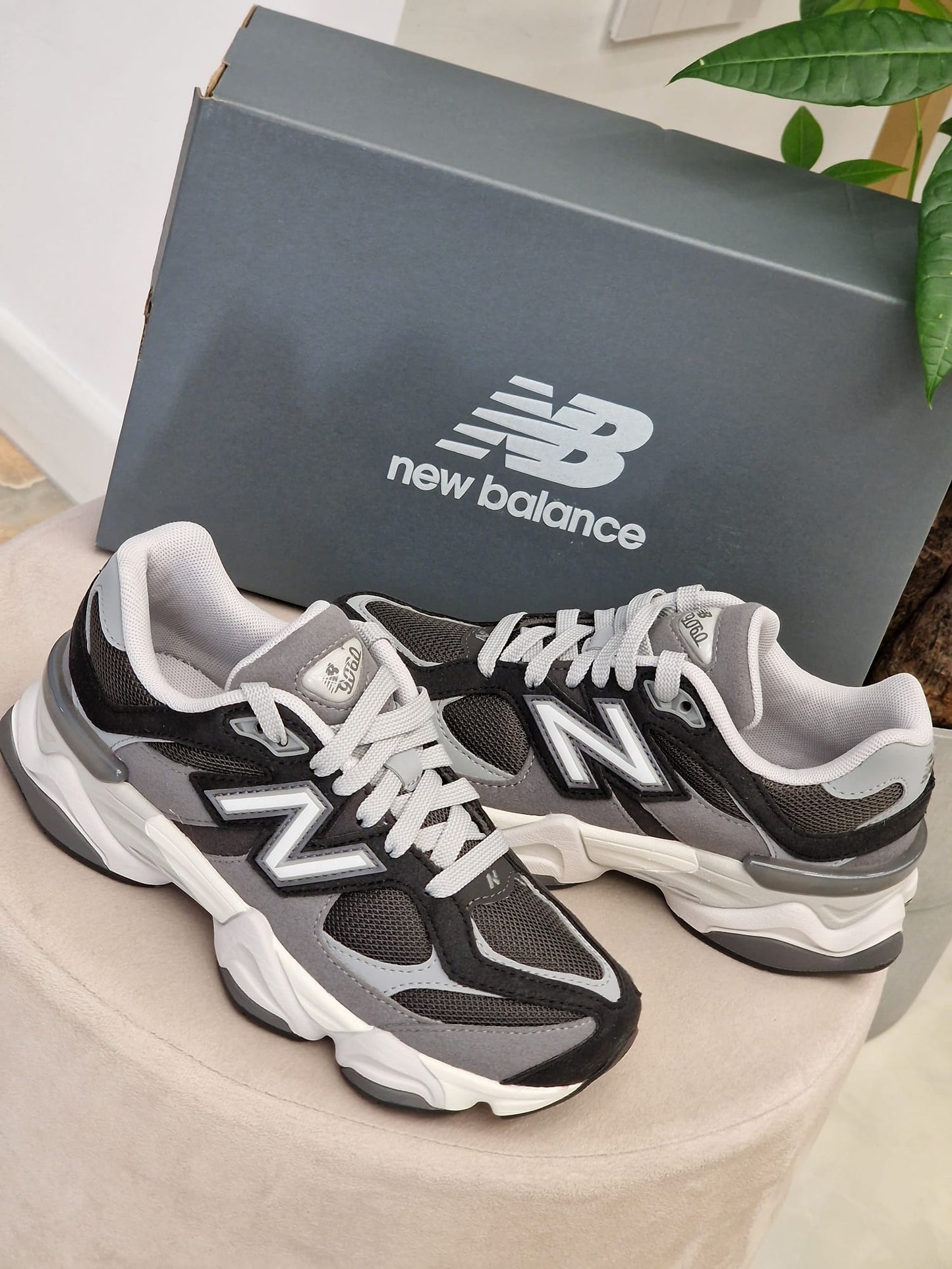 New Balance 9060 Silver