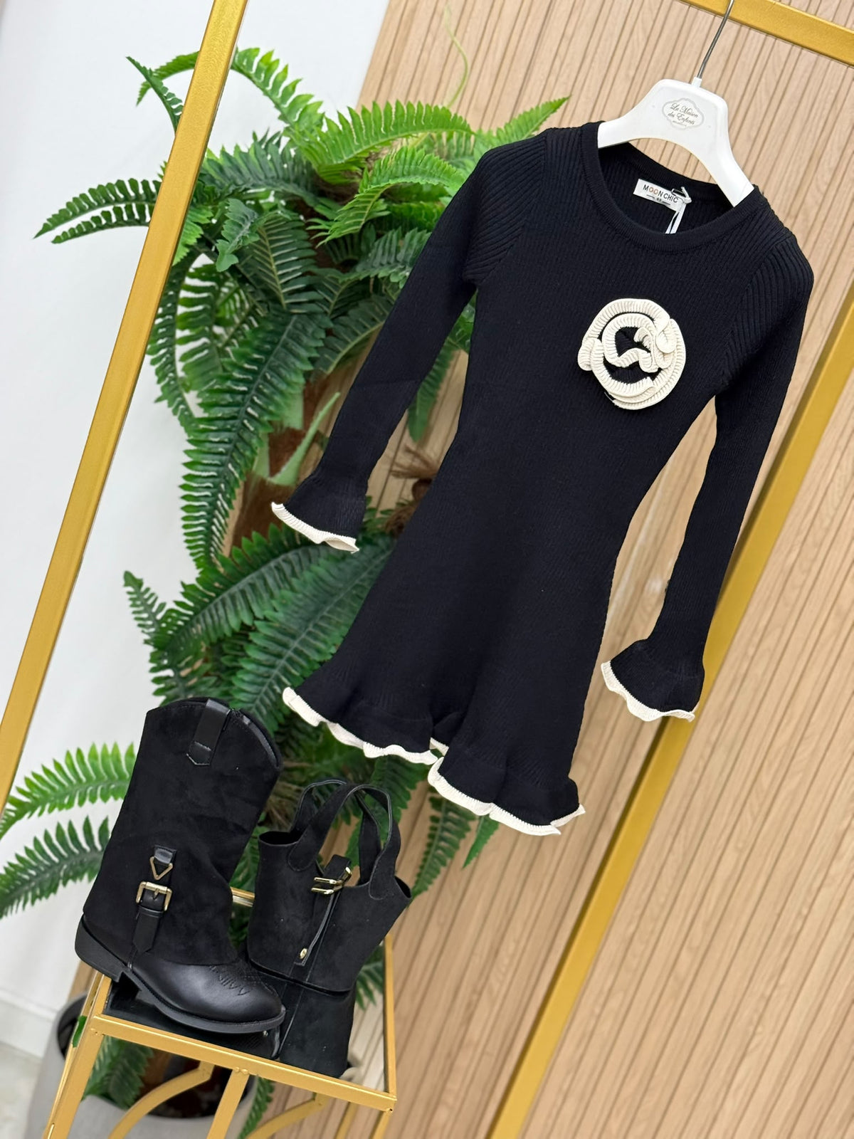 Dress Unique