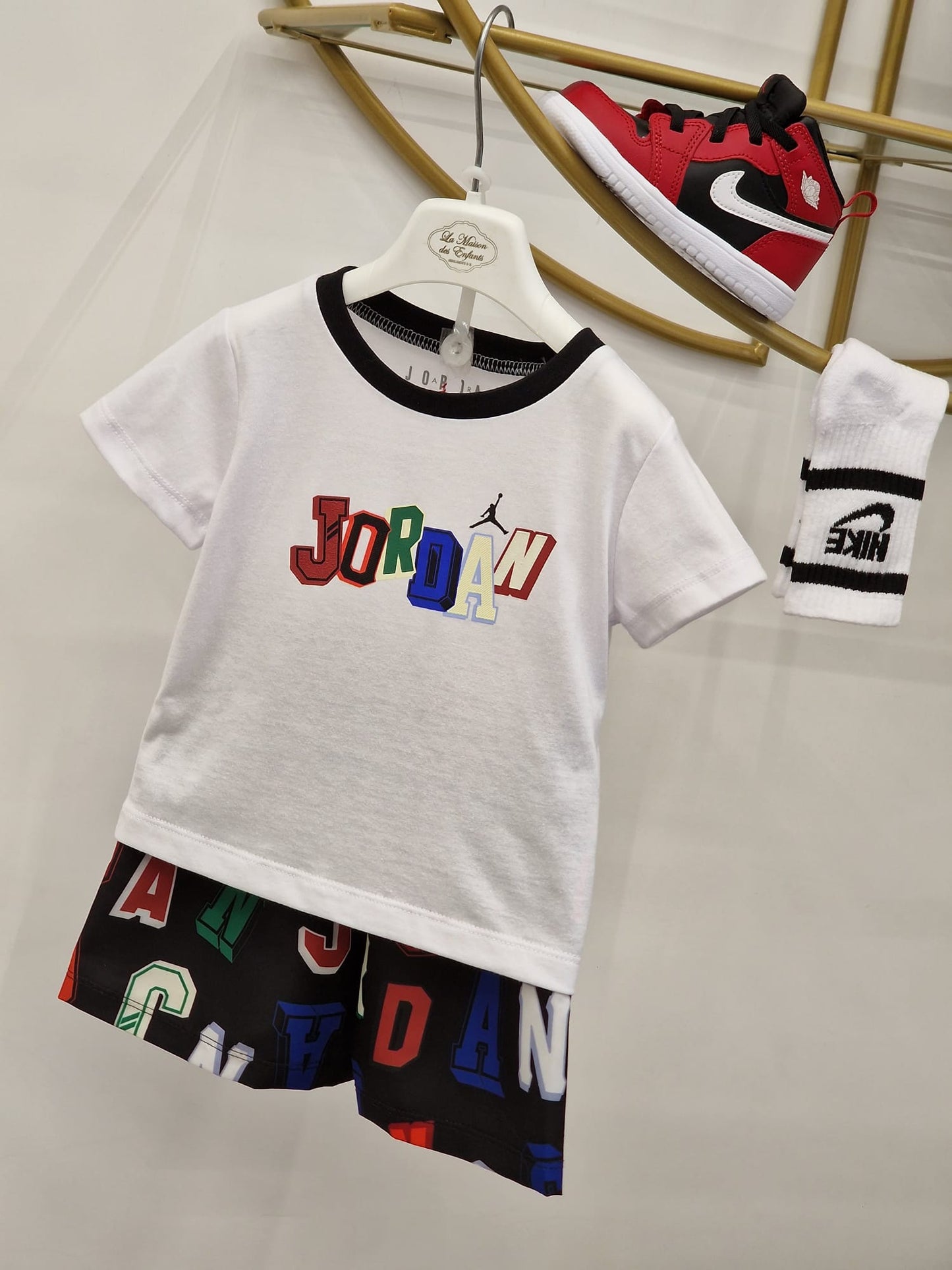 Completo Jordan Color