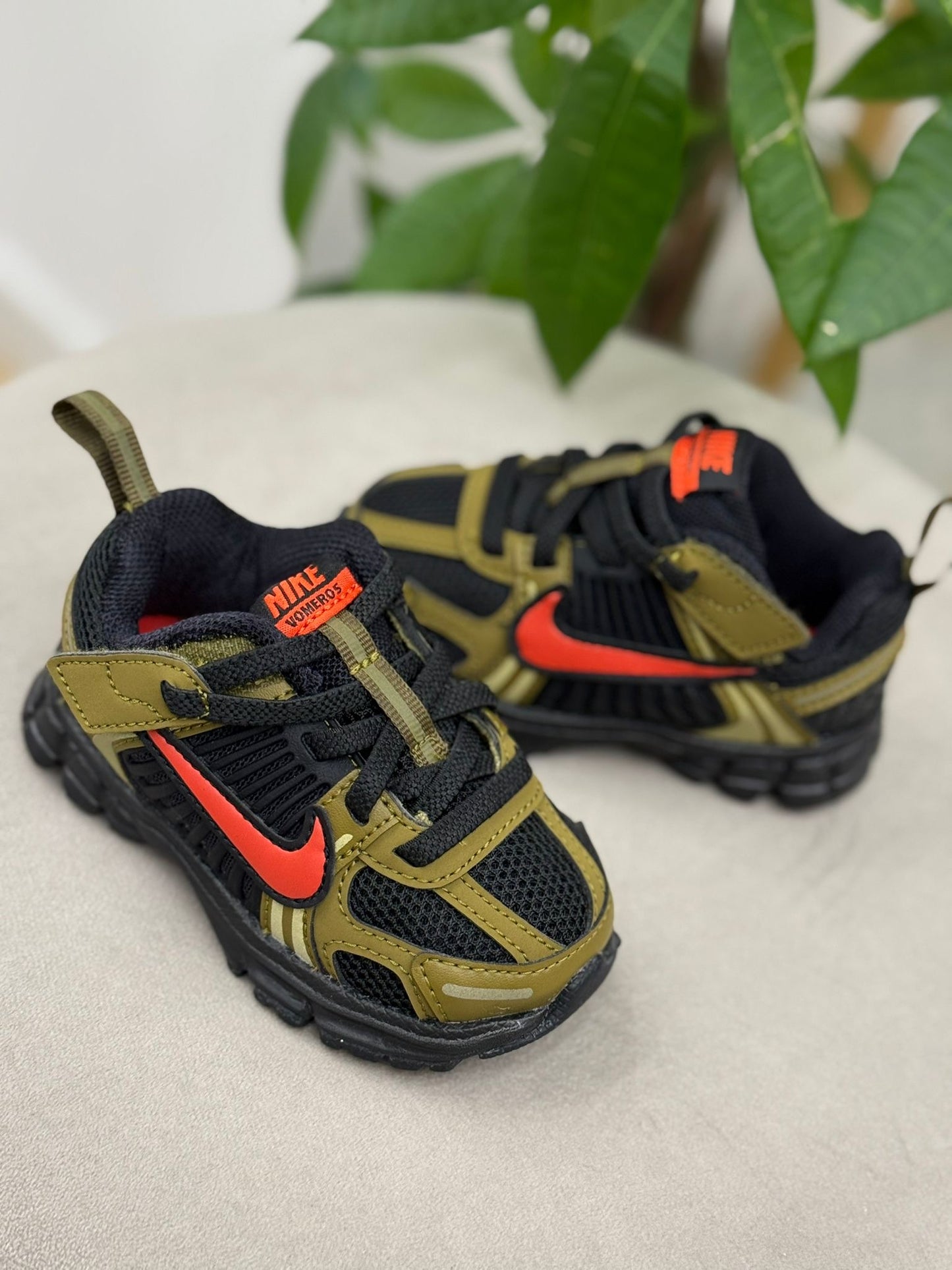 Nike Vomero Five