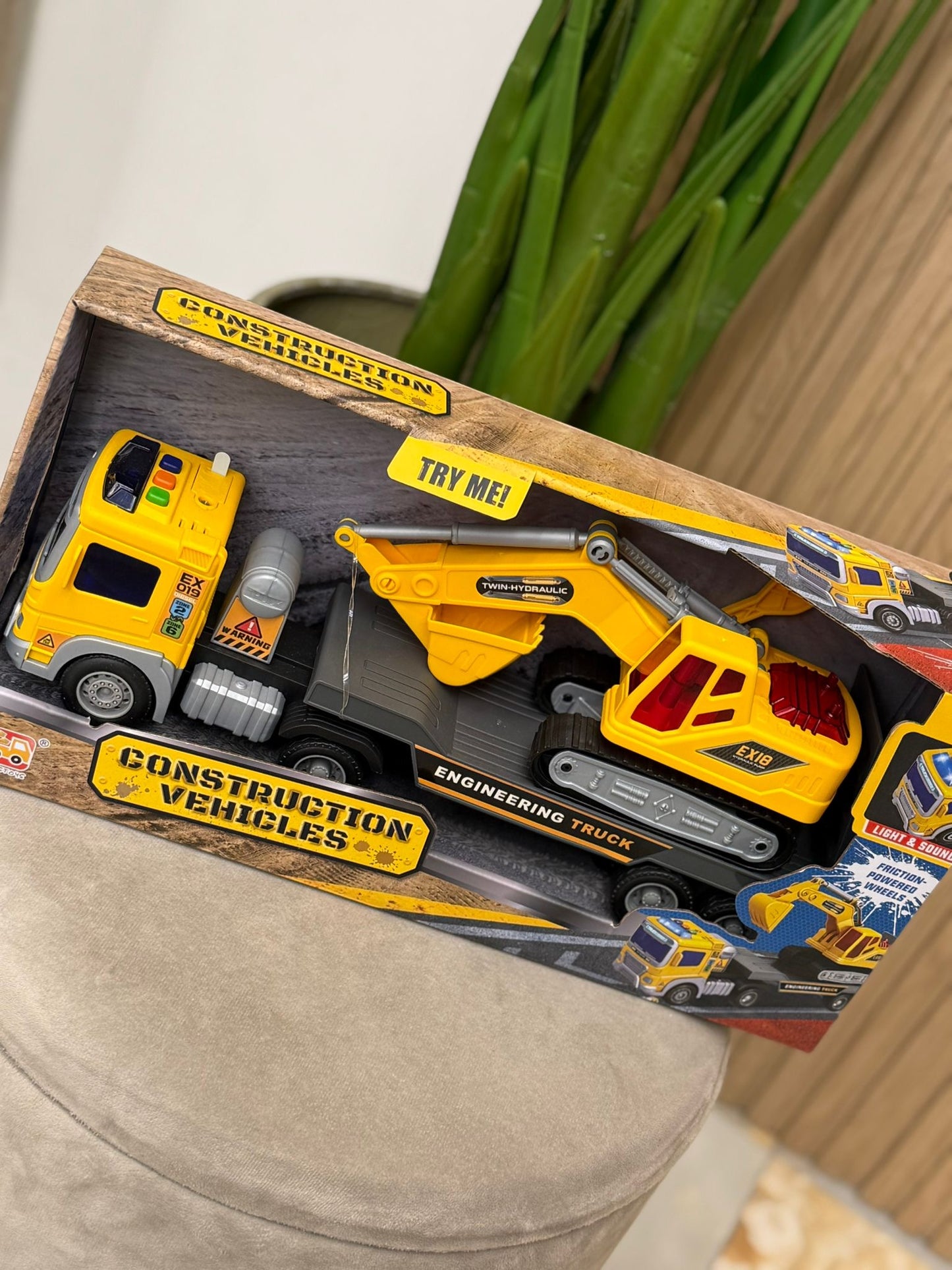 Camion Truck yellow
