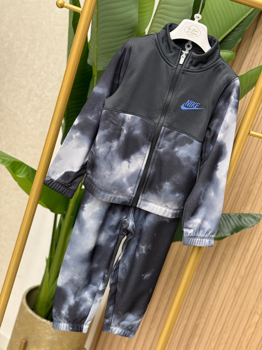 Tuta Nike Cloud