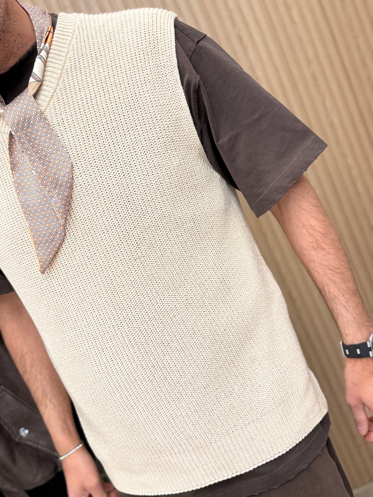 Maglia Smanicata in filo Luket