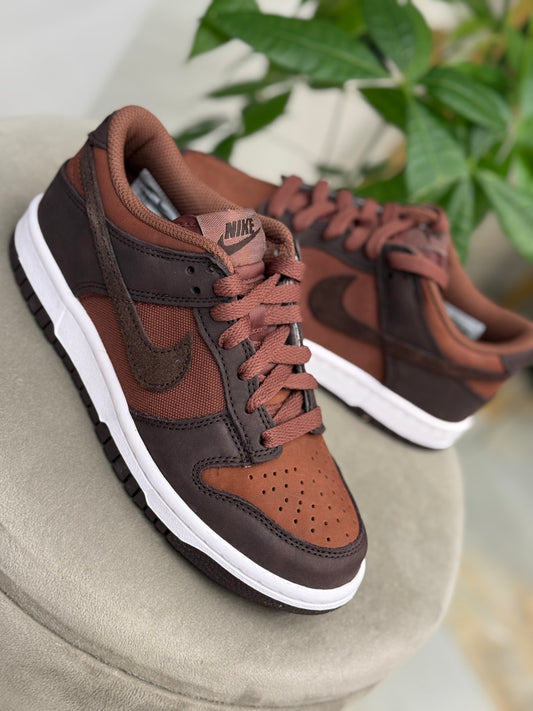 Nike Dunk Brown