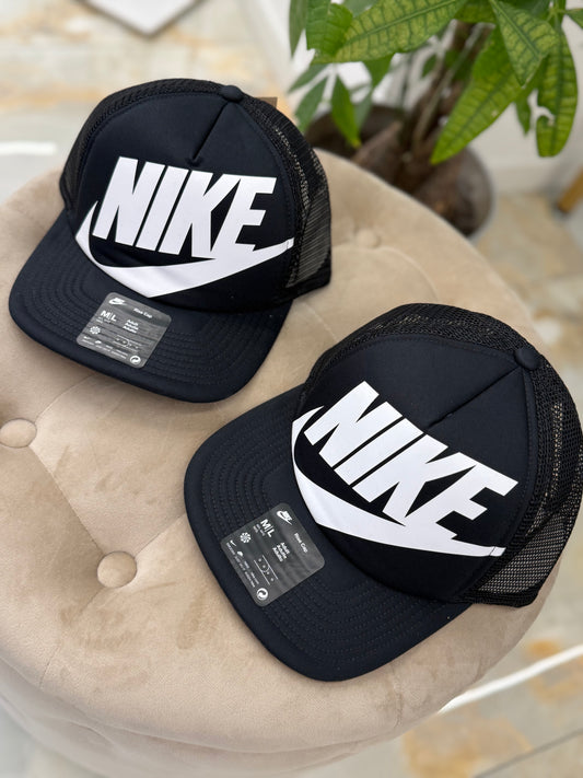 Cappello Nike Limited rete