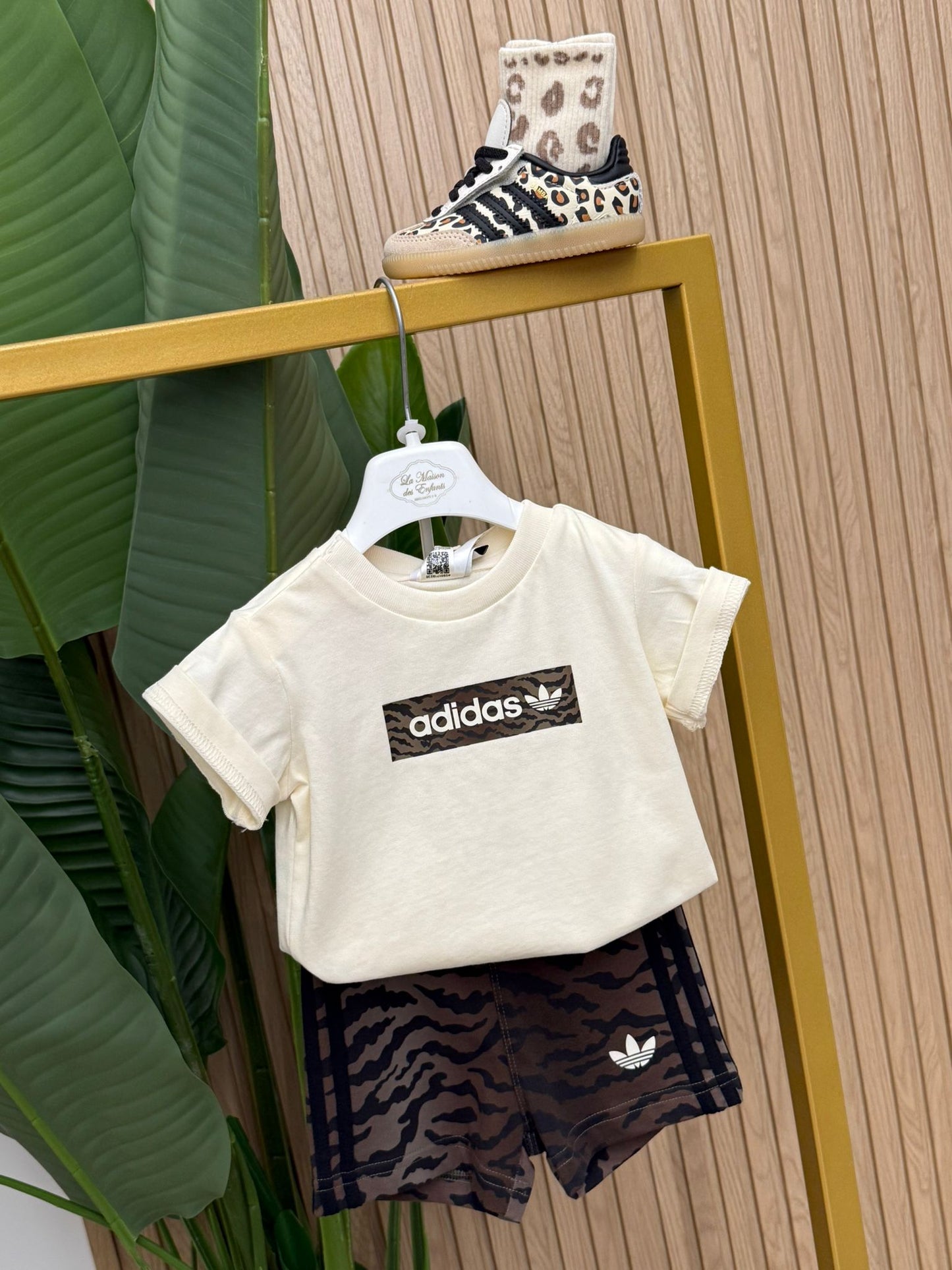 Completo Adidas Zebra