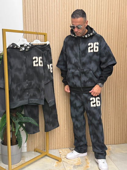 Tuta Number 26