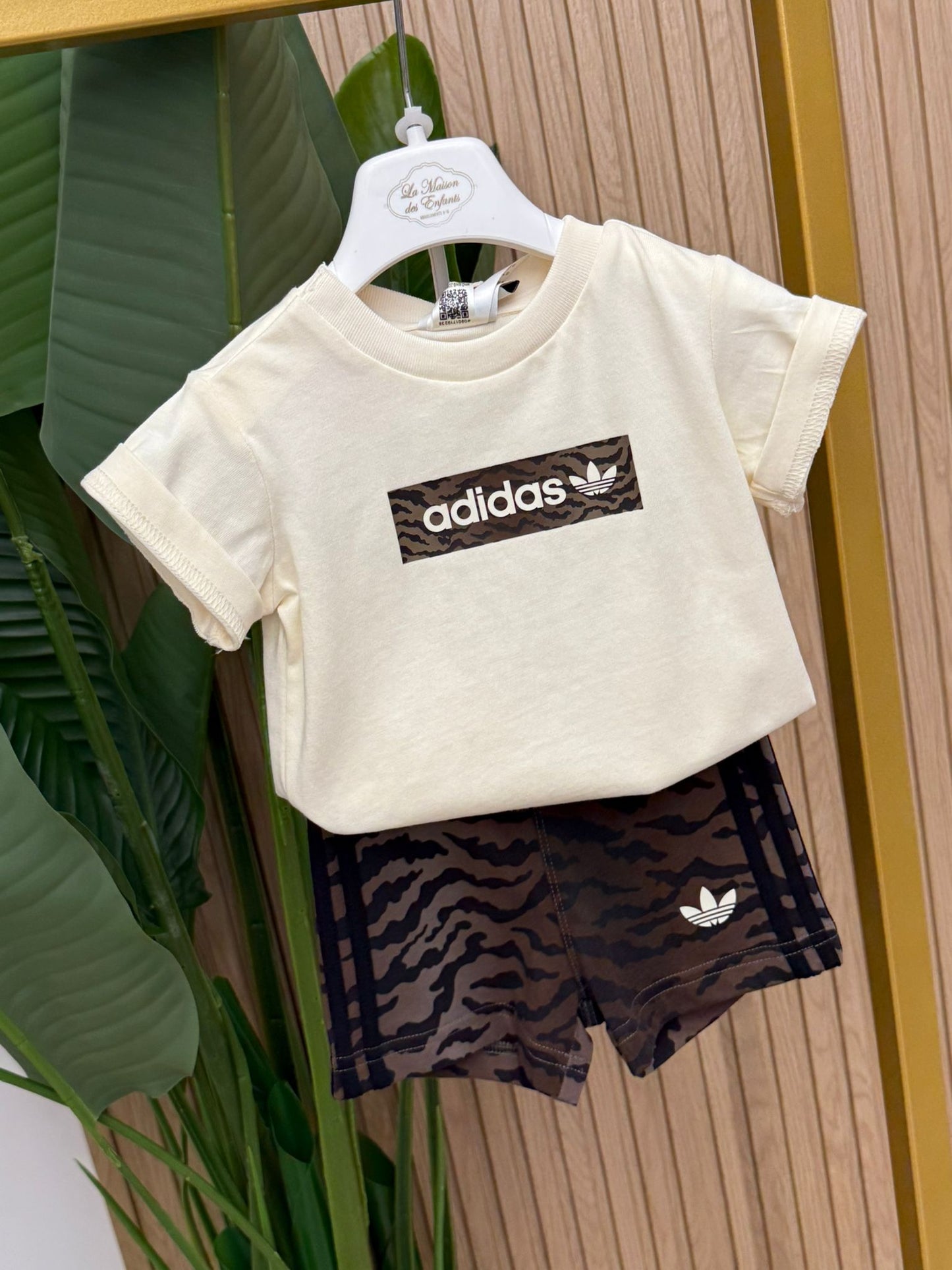 Completo Adidas Zebra