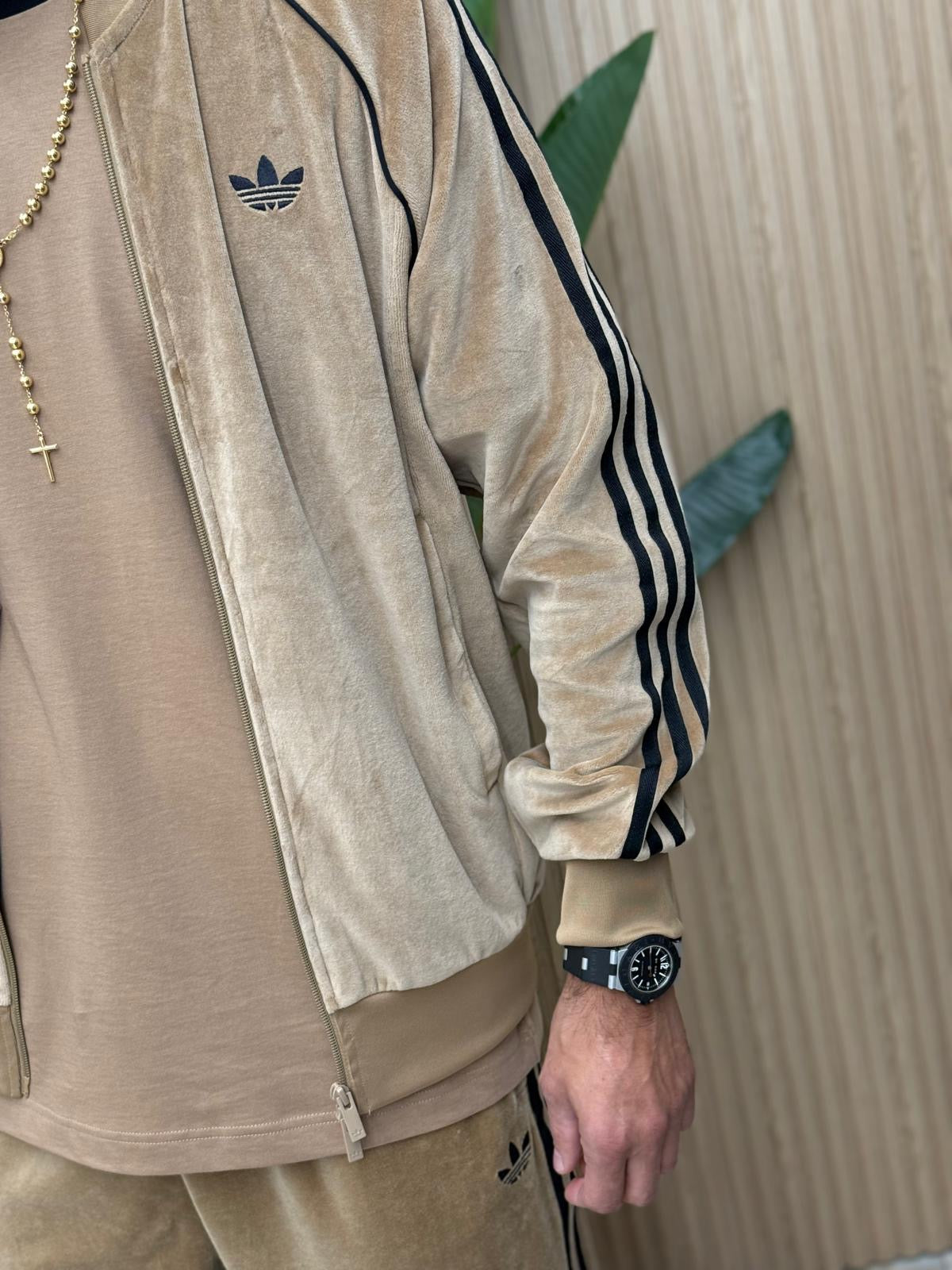 Tuta Completa Adidas  Gold Limited