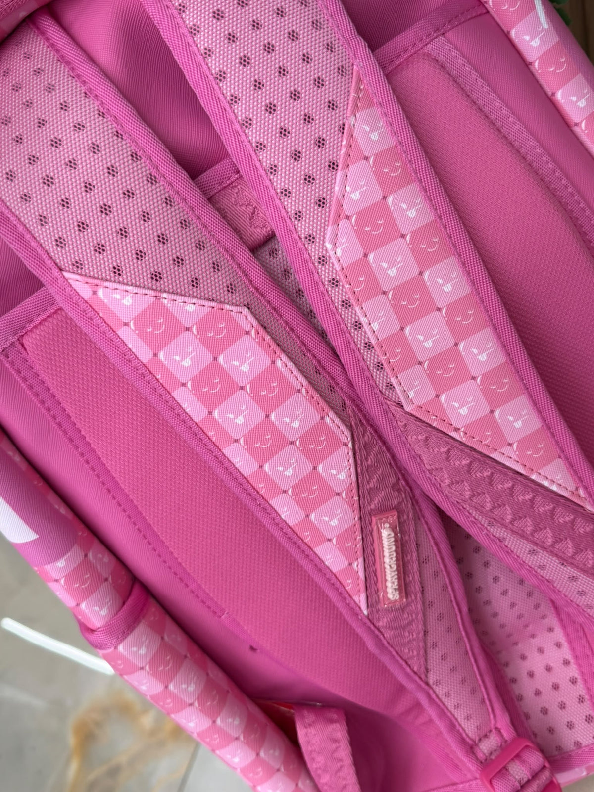 Zaino sprayground pink smile