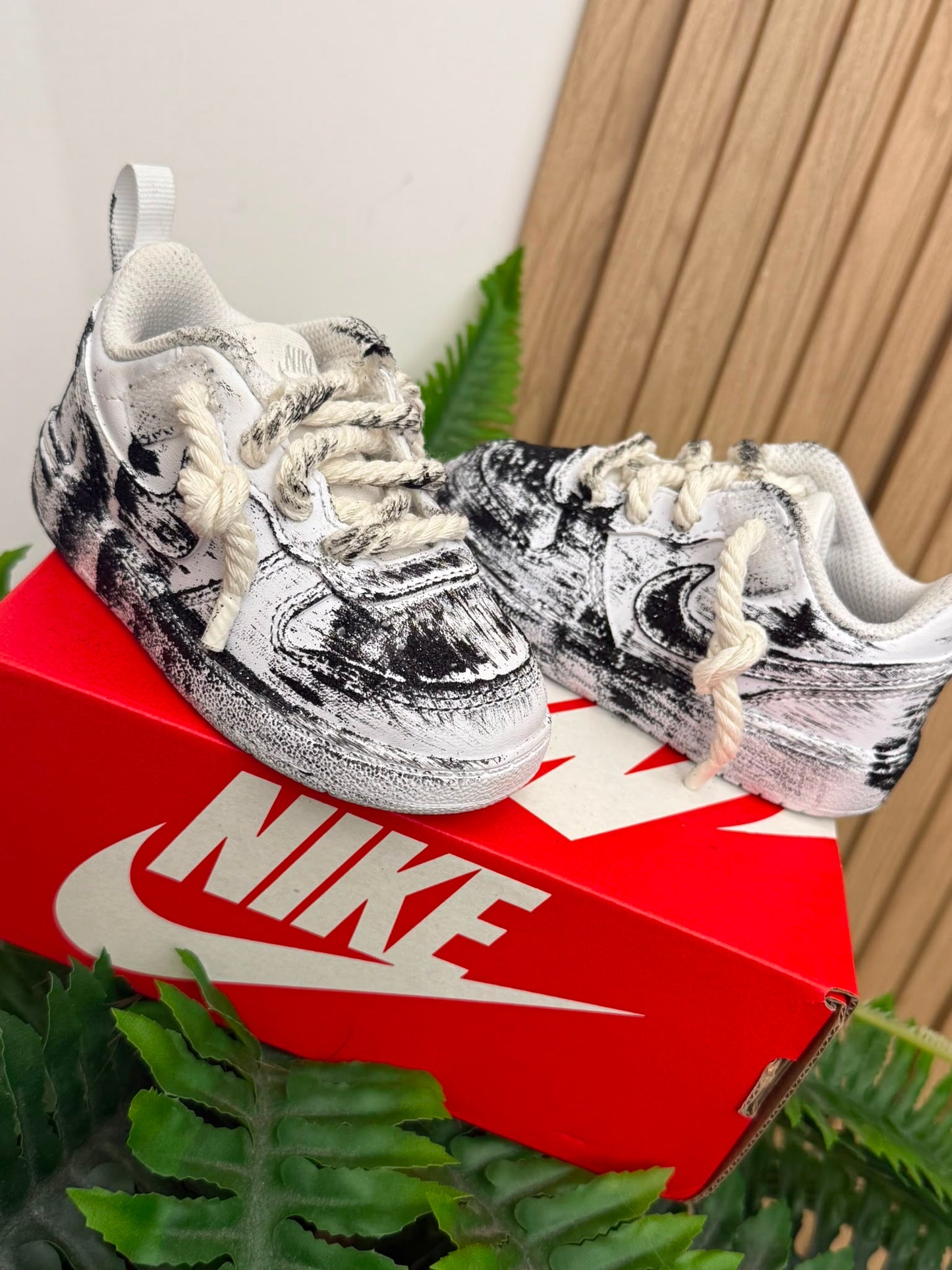 Nike Limited fume’ brill ming