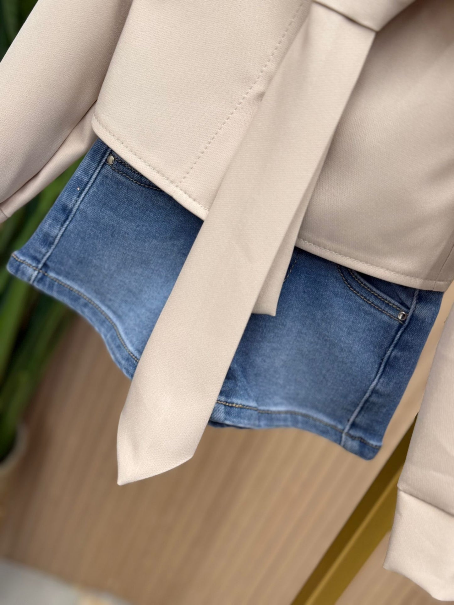 Short Azuel