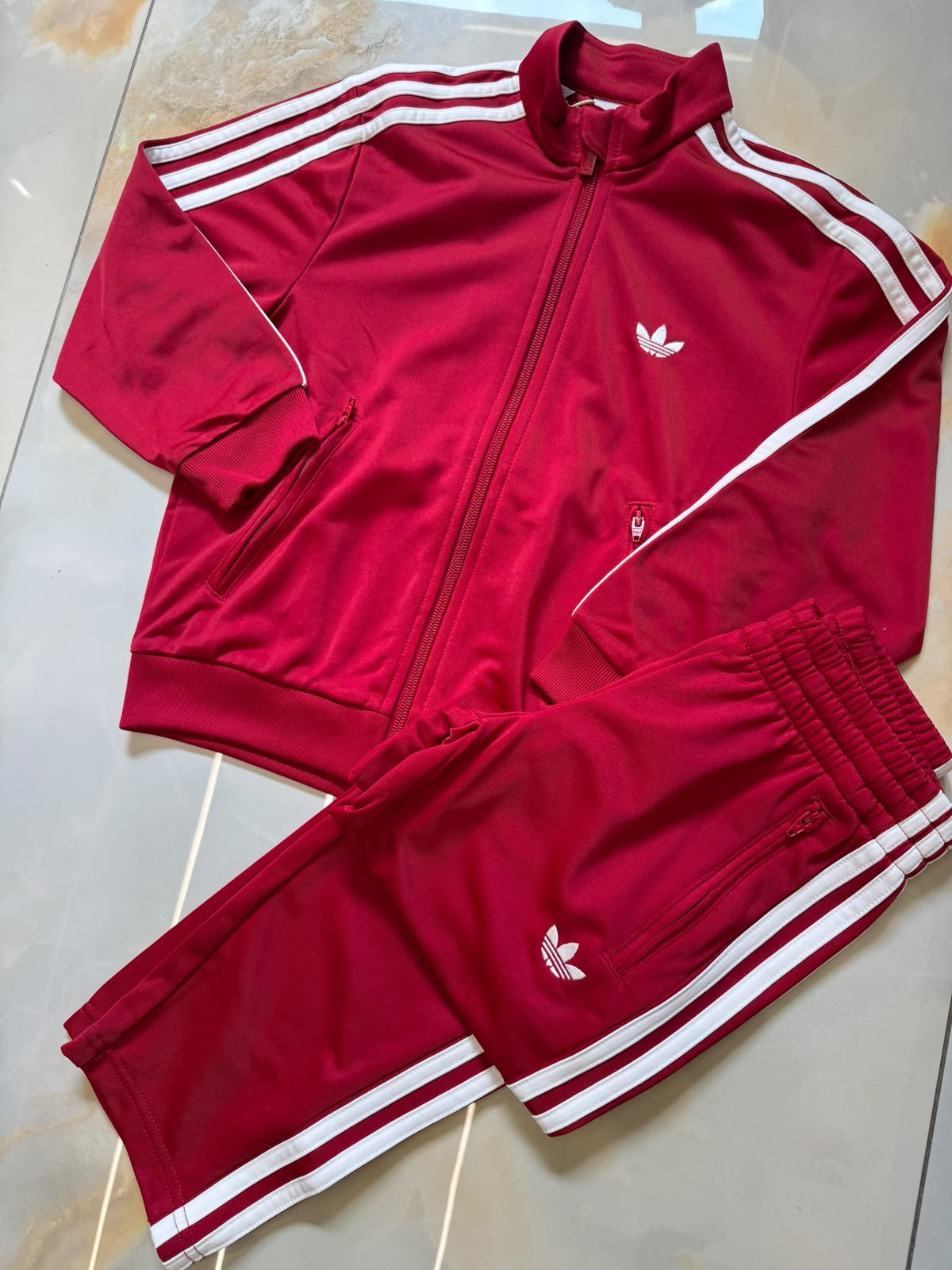 Tuta Adidas Cherry