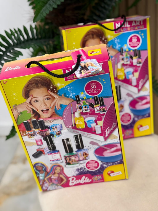 Nail art Barbie