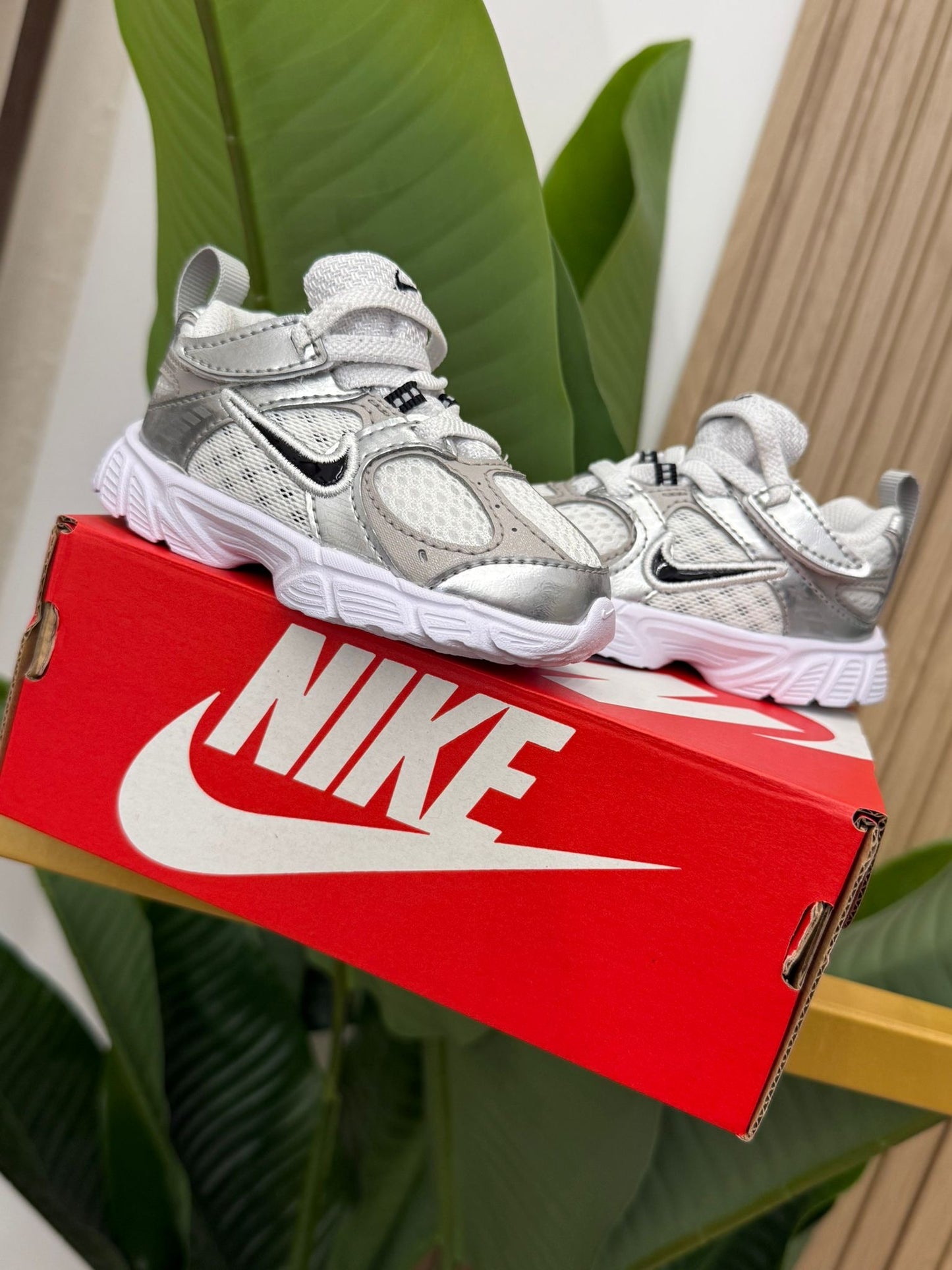 Nike V5 RNR