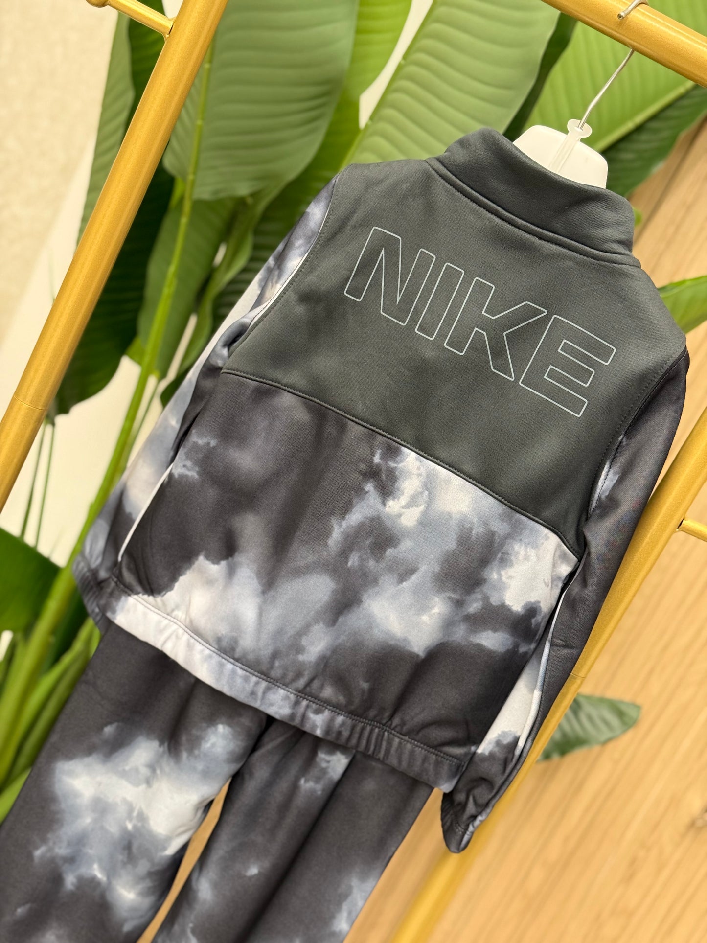 Tuta Nike Cloud