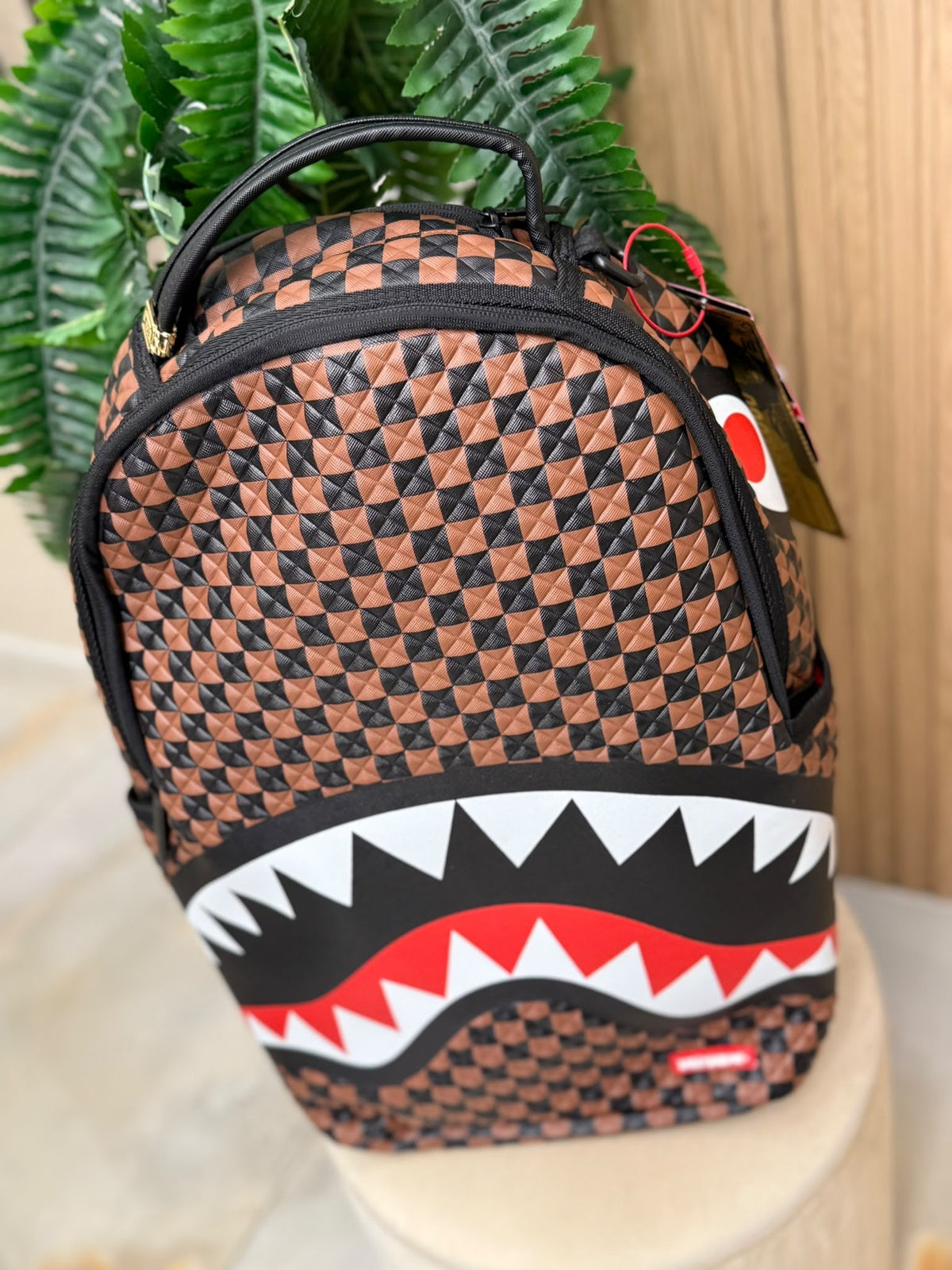 Zaino sprayground rilievo