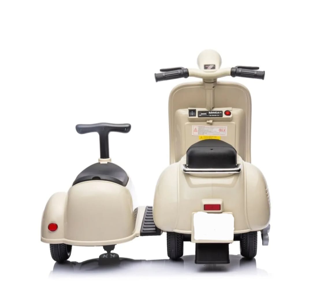 Piaggio vespa con side car