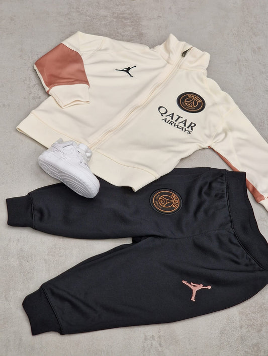 Paris Saint Germain jordan  beige