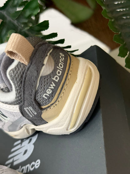 New balance 878 Grey