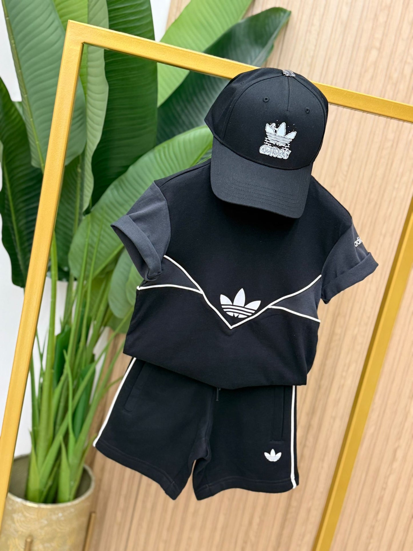 Completo Adidas Logos
