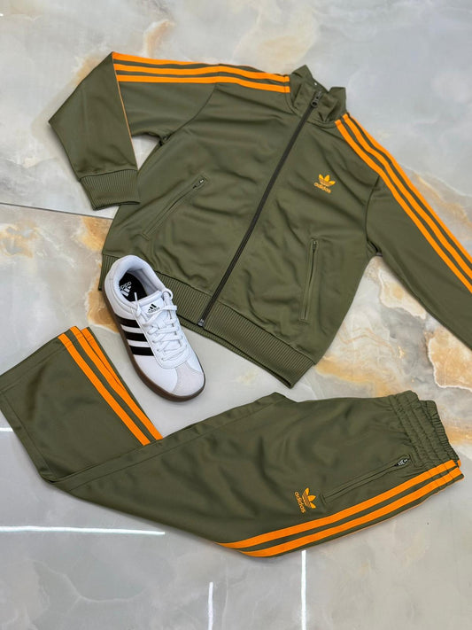 Tuta Adidas Olifoc
