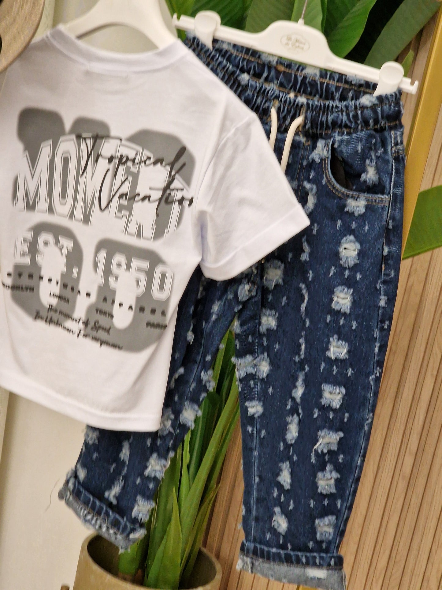 Jeans Moment
