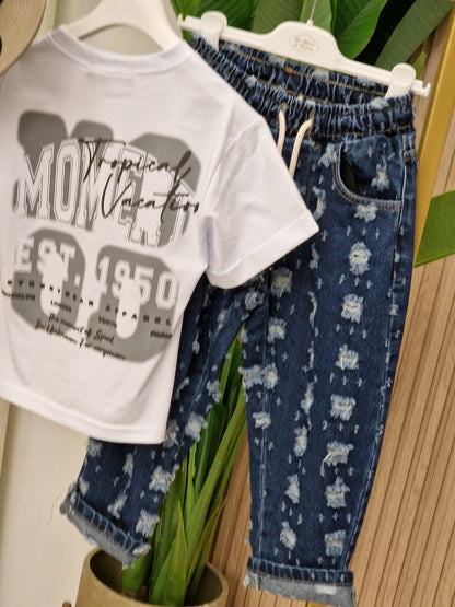 Jeans Moment
