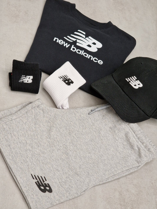 Completo New Balance Caviar