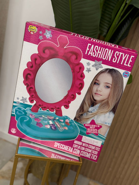 Specchiera Con Cosmetici