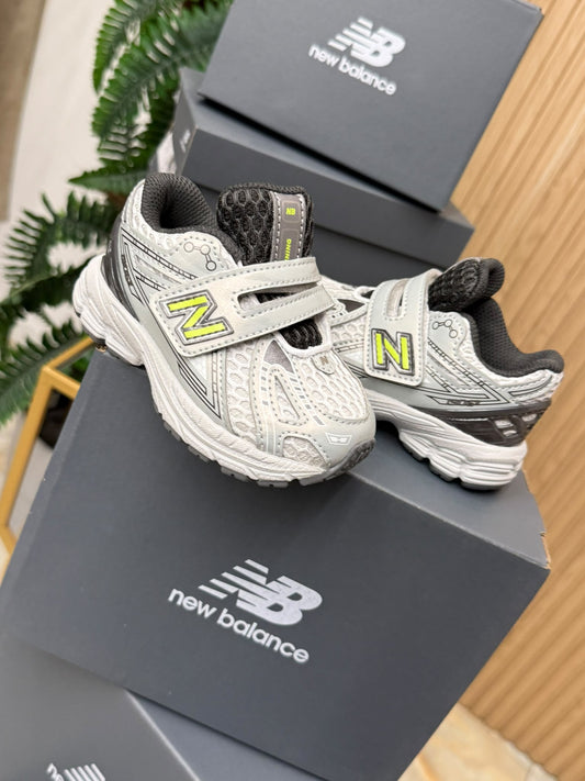 New Balance 1906 Silver