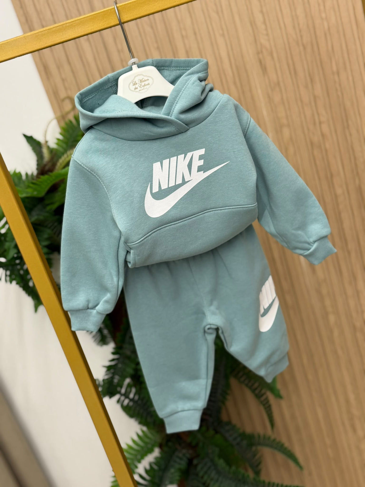 Tuta Nike Ribes