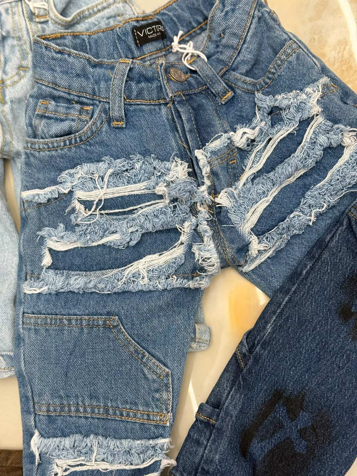 Jeans winner