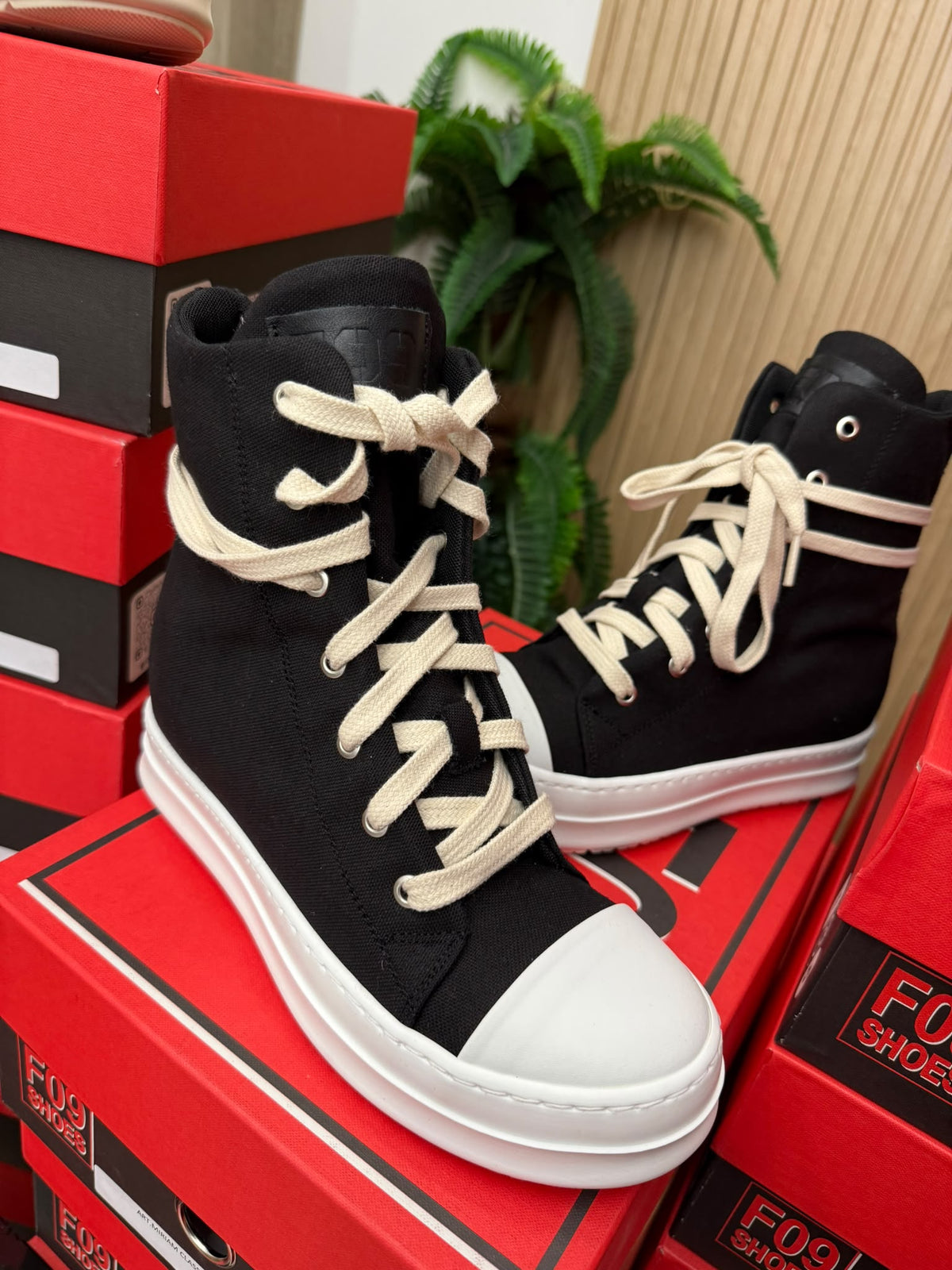 Scarpe F09